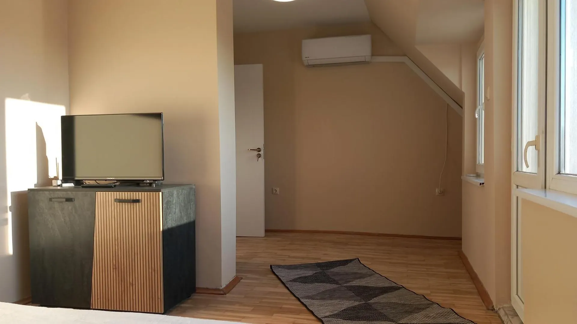 Апартамент Плажен Рай Burgas City Apartament